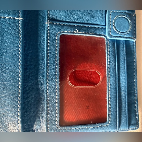 Hammitt 110 North Wallet Hydrangea Blue Supple Pebble leather & Silver like new - Picture 6 of 9